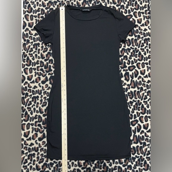 T-Shirt Dress Short Sleeve Mini Basic T-Shirt Dress in Black Size Small - Picture 11 of 13